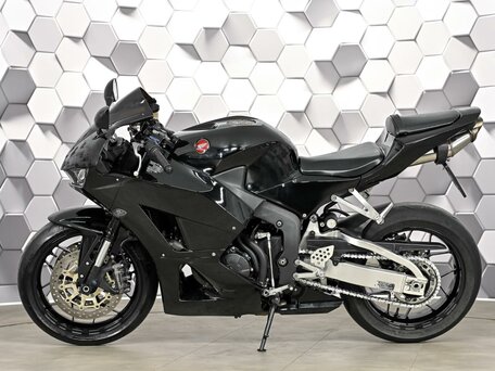 2016 Honda CBR 600RR, чёрный, 899000 рублей, вид 4