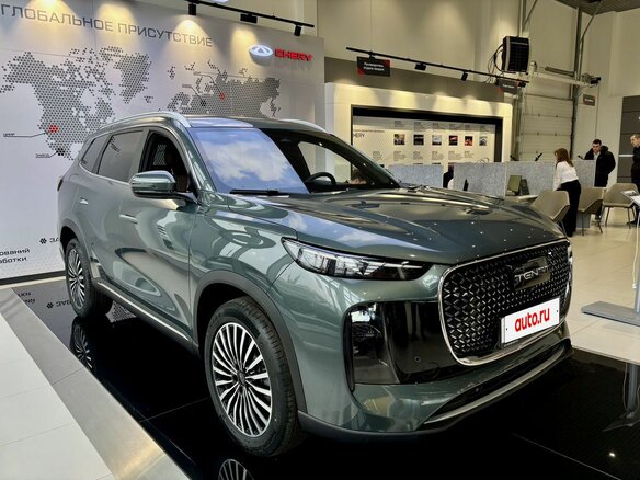 2026 Tenet T8, зелёный, 3885000 рублей - вид 1