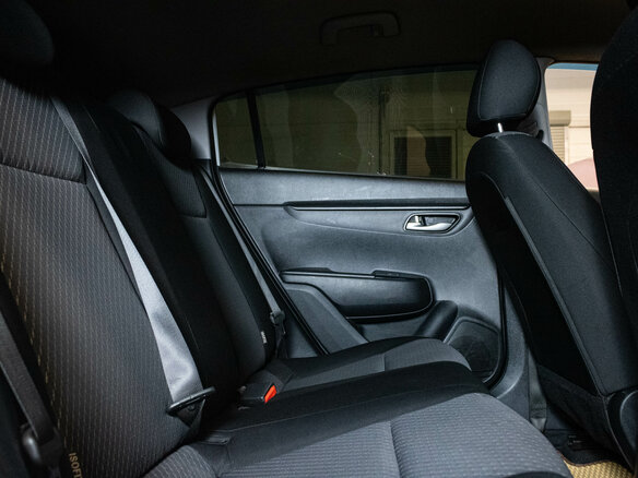 2018 Kia Rio X-Line IV, белый, 1200000 рублей - вид 10