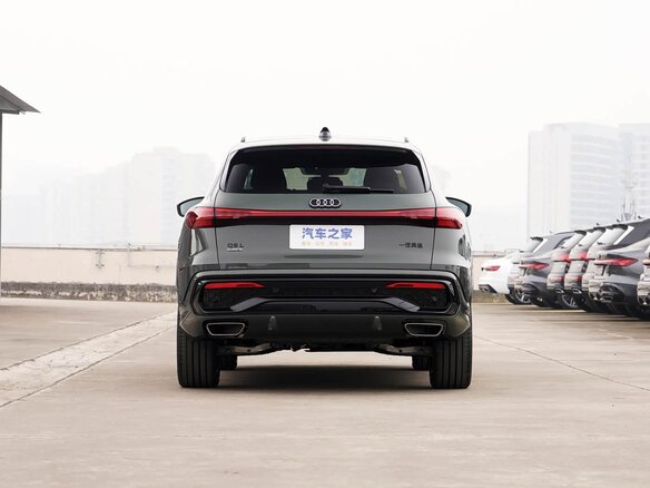 2026 Audi Q5 L III (GU), серый, 5850000 рублей - вид 5