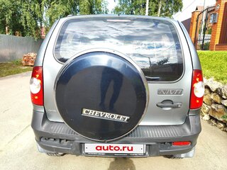 2012 Chevrolet Niva I Рестайлинг, серый, 545000 рублей, вид 3