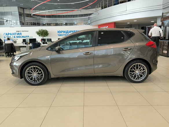 2013 Kia Ceed II, коричневый, 850000 рублей - вид 7