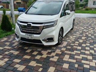 2020 Honda Stepwgn Spada V Рестайлинг, белый, 2350000 рублей, вид 4