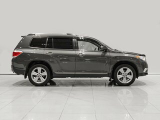 2013 Toyota Highlander II (XU40) Рестайлинг, серый, 1320000 рублей, вид 5