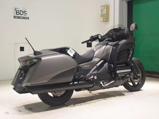 2016 Honda GL 1800 Gold Wing, серый, 1700000 рублей, вид 3