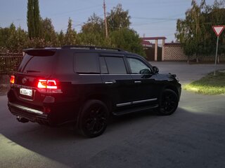 2015 Toyota Land Cruiser 200 Series Рестайлинг 2, чёрный, 5300000 рублей, вид 5