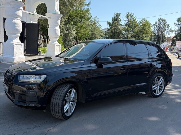 2016 Audi Q7 II (4M), чёрный, 3350000 рублей - вид 1