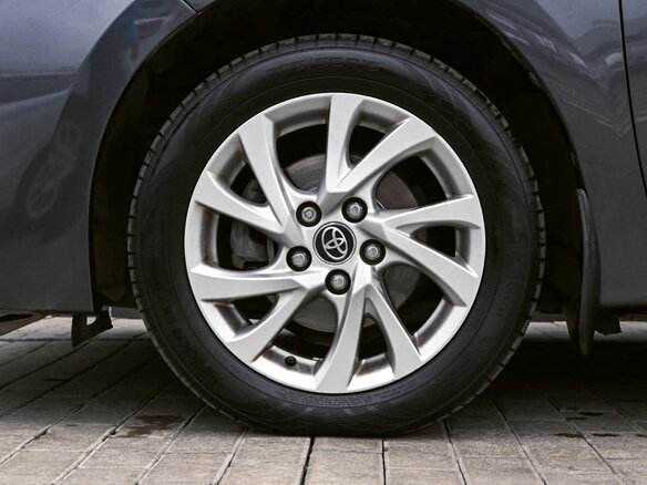 2018 Toyota Corolla XI (E160, E170, E180) Рестайлинг 1, серый, 1569000 рублей - вид 19