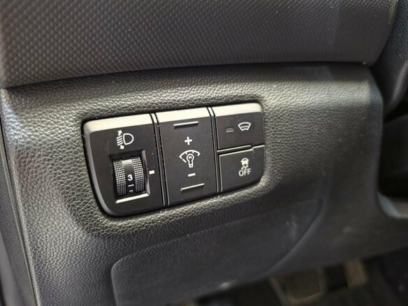 2017 Hyundai Creta I, коричневый, 1470000 рублей - вид 9