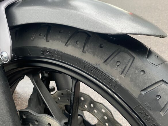 2016 Yamaha XSR700, серебристый, 649000 рублей - вид 9