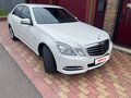 2012 Mercedes-Benz E-Класс 200 7G-Tronic IV (W212, S212, C207), белый - вид 2