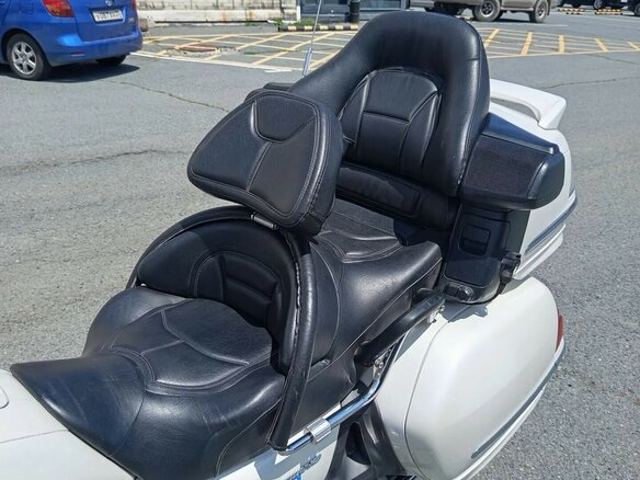 2007 Honda GL 1800 Gold Wing, белый, 900000 рублей - вид 3