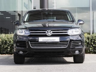 2011 Volkswagen Touareg II, чёрный, 1860000 рублей, вид 3