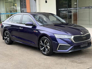 2024 Skoda Octavia IV (A8) Рестайлинг, фиолетовый, 2250000 рублей, вид 3