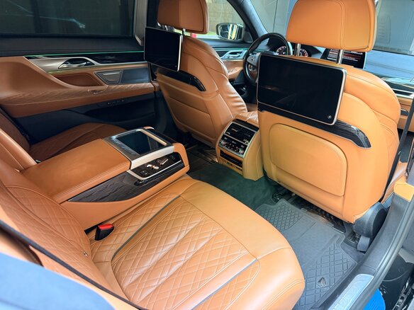 2021 BMW 7 серии Long 730Ld xDrive VI (G11/G12) Рестайлинг, чёрный, 7100000 рублей - вид 21