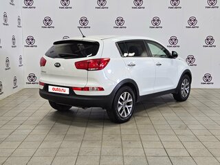 2015 Kia Sportage III Рестайлинг, белый, 1118000 рублей, вид 5