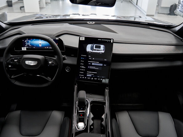 2026 Geely Cityray, серый - вид 12