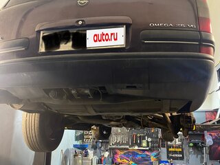 1995 Opel Omega B, пурпурный, 143000 рублей, вид 2