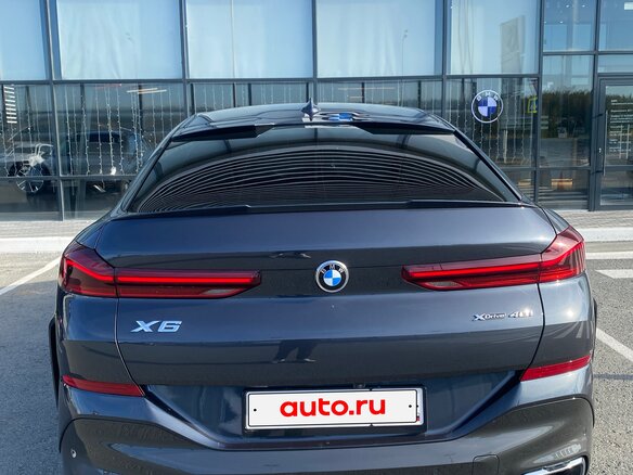 2021 BMW X6 40i III (G06), серый, 12900000 рублей - вид 5