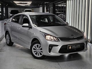 2019 Kia Rio IV, серебристый, 1680000 рублей, вид 1