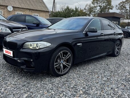 2012 BMW 5 серии 535i xDrive VI (F10/F11/F07), чёрный, 2300000 рублей, вид 4