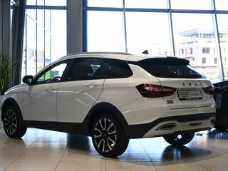 2024 Lada (ВАЗ) Vesta SW Cross I Рестайлинг (NG), белый, 1399000 рублей, вид 4