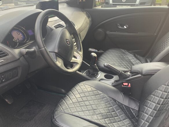 2013 Renault Fluence I Рестайлинг, чёрный, 580000 рублей - вид 11