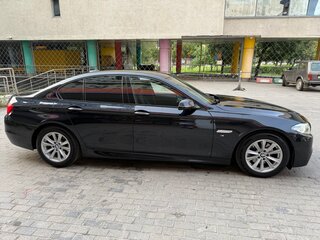 2016 BMW 5 серии 520i VI (F10/F11/F07) Рестайлинг, чёрный, 2450000 рублей, вид 5