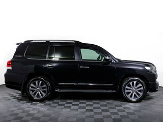 2017 Toyota Land Cruiser 200 Series Рестайлинг 2, чёрный, 6524000 рублей, вид 4