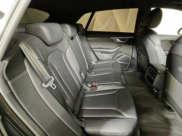 2019 Audi Q8 55 TFSI I (4M), чёрный, 6150000 рублей - вид 14