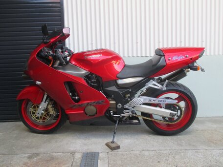 2000 Kawasaki ZX-12 Ninja, красный, 692000 рублей, вид 2