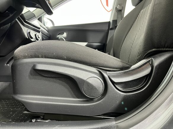 2014 Kia Rio 6-speed III, серый, 844000 рублей - вид 9