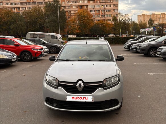 2014 Renault Logan II, серебристый, 800000 рублей - вид 1