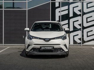 2019 Toyota C-HR I, белый, 2120000 рублей, вид 3