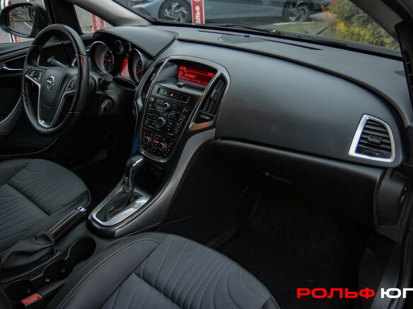 2013 Opel Astra J Рестайлинг, чёрный, 668000 рублей - вид 6
