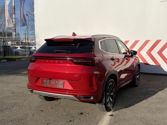 2023 Exeed LX I Рестайлинг, красный, 2150000 рублей - вид 4