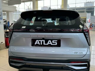 2026 Geely Atlas II, серебристый, 3449990 рублей, вид 4