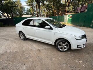 2014 Skoda Rapid I, белый, 960000 рублей, вид 2