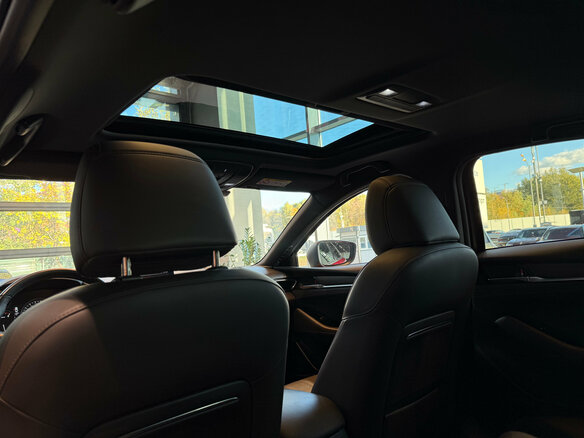 2019 Mazda 6 III (GJ) Рестайлинг 2, красный, 2690000 рублей - вид 20
