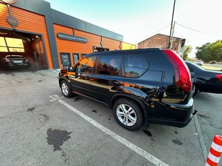 2011 Nissan X-Trail II Рестайлинг, чёрный, 1150000 рублей, вид 3