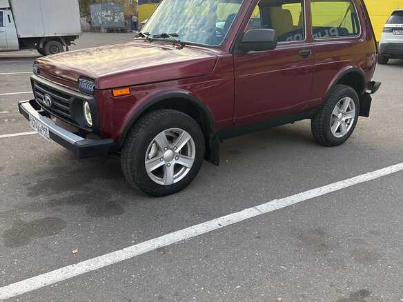 2018 Lada (ВАЗ) 2121 (4x4) I Рестайлинг, красный, 605000 рублей - вид 1