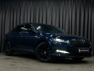 2020 Skoda Superb III Рестайлинг, синий, 1789777 рублей, вид 3