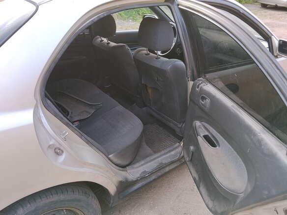 1994 Mazda 323 V (BA), серый, 120000 рублей - вид 7