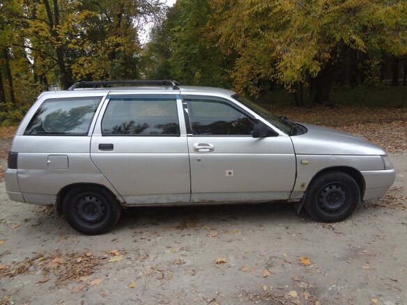 2004 Lada (ВАЗ) 2111, серебристый, 150000 рублей - вид 4