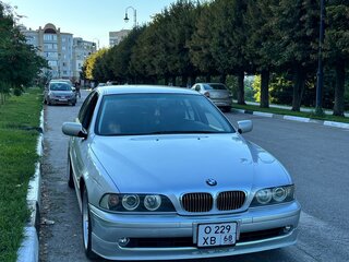 2002 BMW 5 серии 525i IV (E39) Рестайлинг, серебристый, 1500000 рублей, вид 5