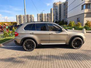 2007 BMW X5 48i II (E70), серый, 877000 рублей, вид 3