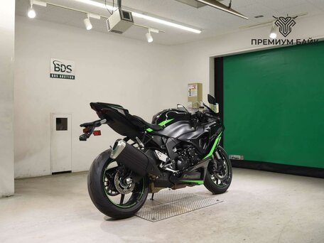 2026 Kawasaki ZX-6R Ninja, чёрный, 1499000 рублей, вид 5