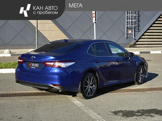 2021 Toyota Camry VIII (XV70) Рестайлинг, синий, 3437000 рублей, вид 2