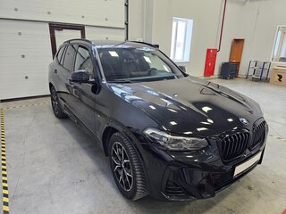 2021 BMW X3 30i xDrive III (G01) Рестайлинг, чёрный, 6400000 рублей, вид 3