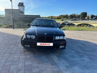 1993 BMW 3 серии 318i III (E36), чёрный, 600000 рублей, вид 2